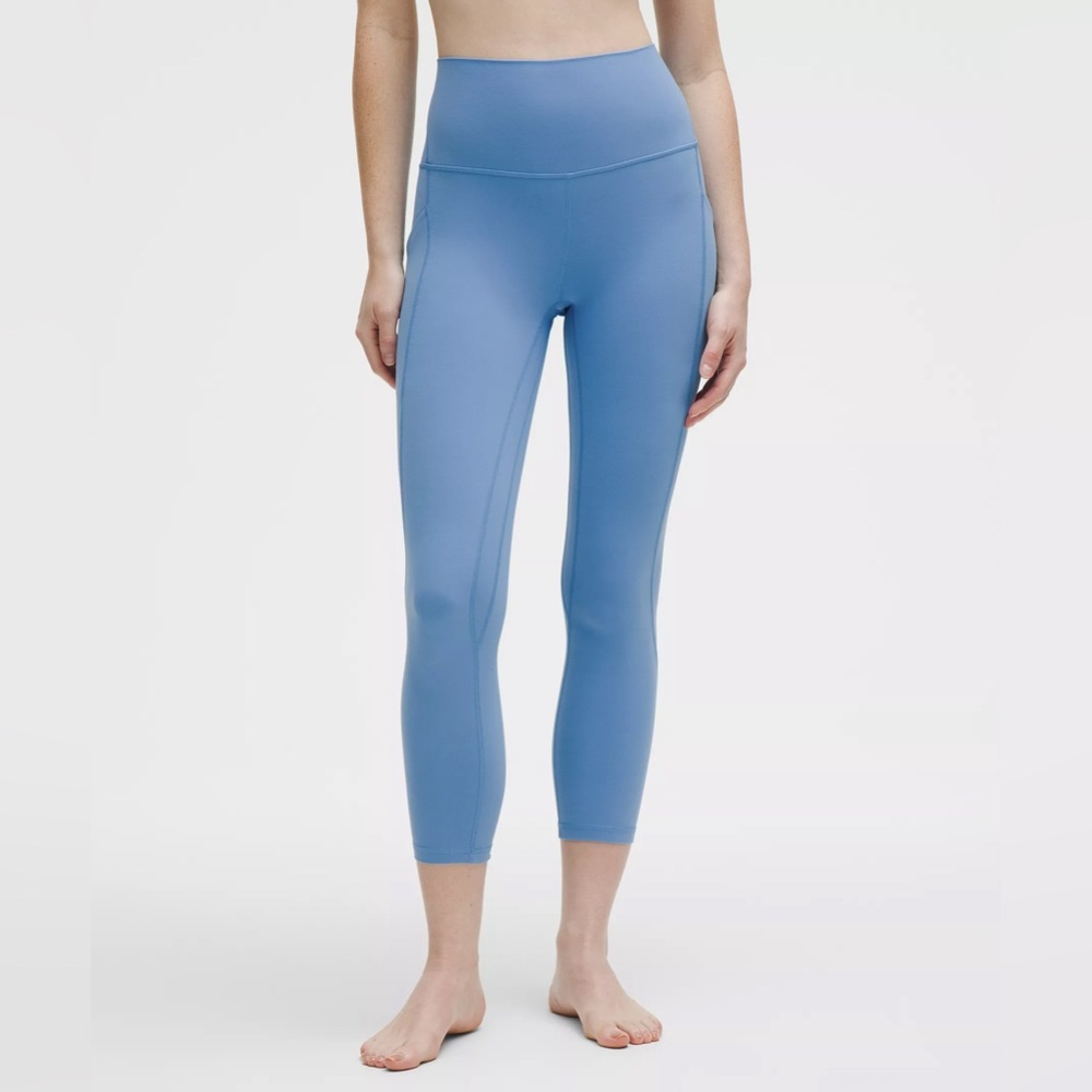 NWT 🍋 Lululemon Align HR Crop Aero Blue